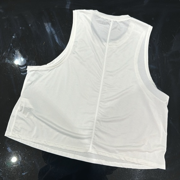 A&F Workout tank top - Picture 2 of 2